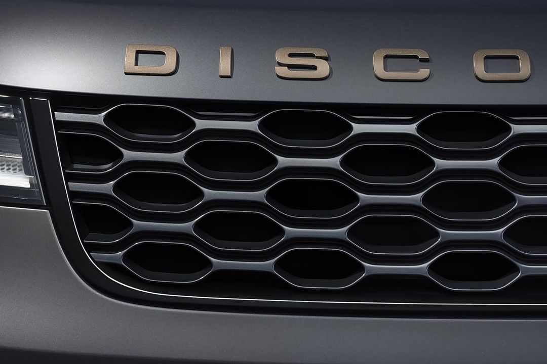 Land Rover Discovery Sport - Miniature 11