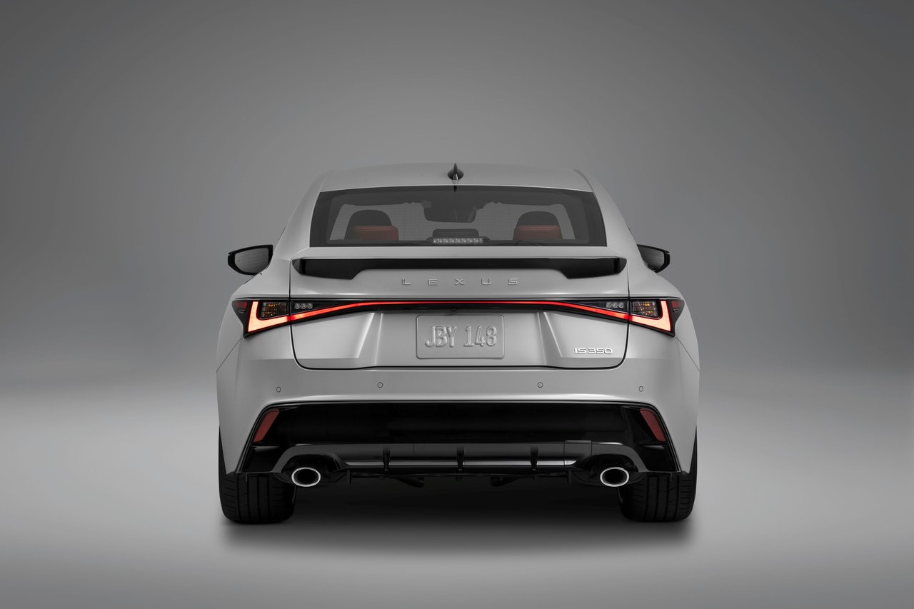 Lexus IS - Miniature 2