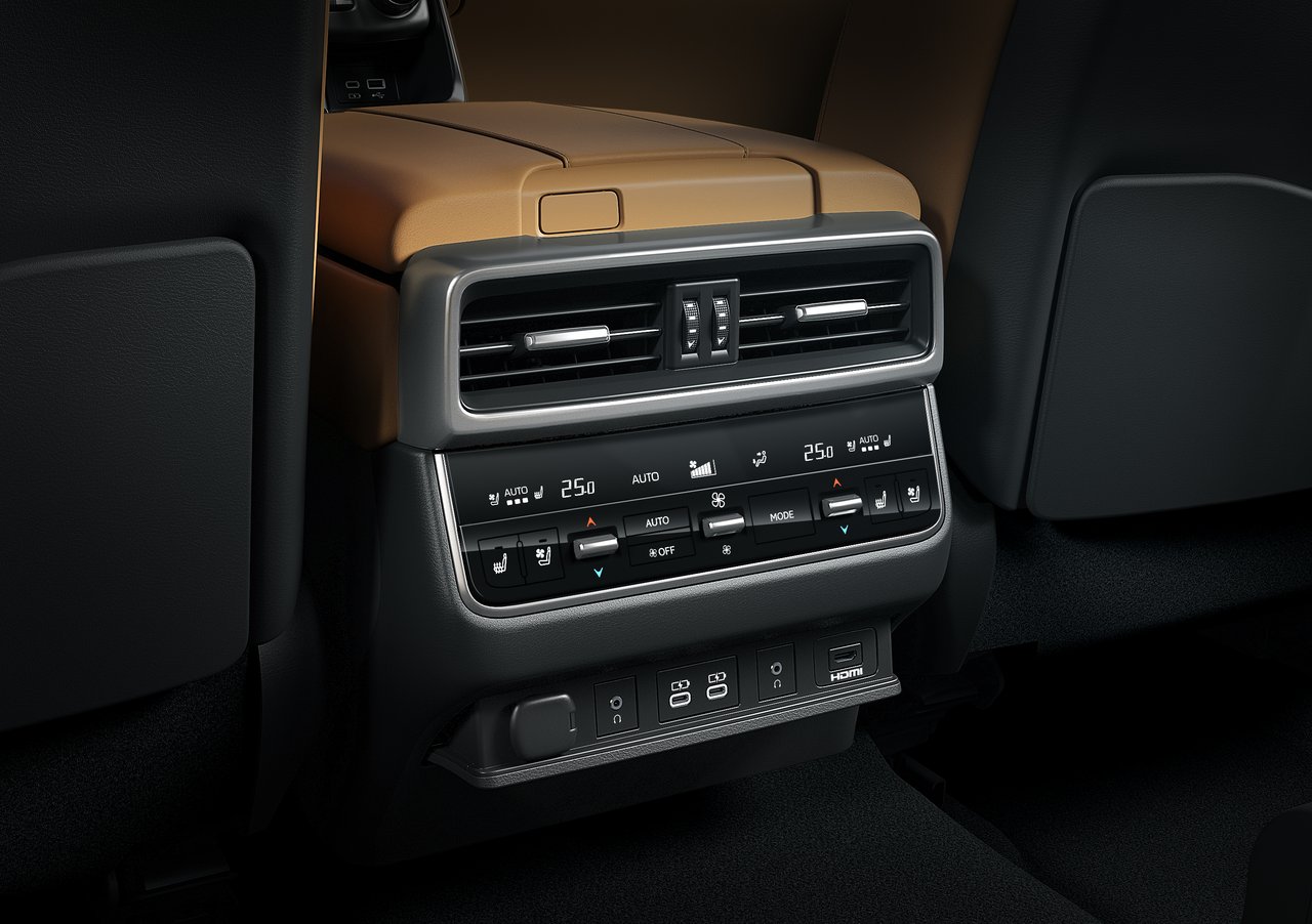 Lexus LX - Miniature 7