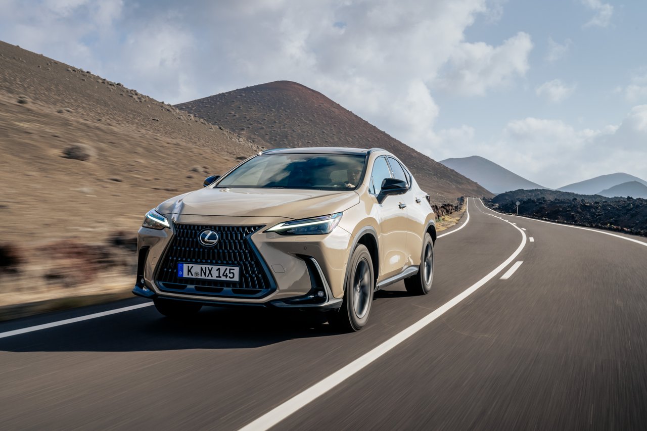 Lexus NX - Miniature 7