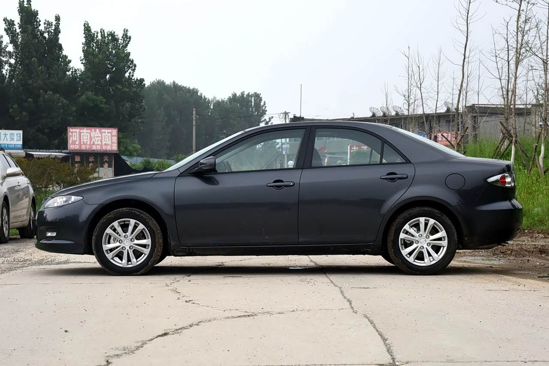 Mazda 6 - Miniature 3