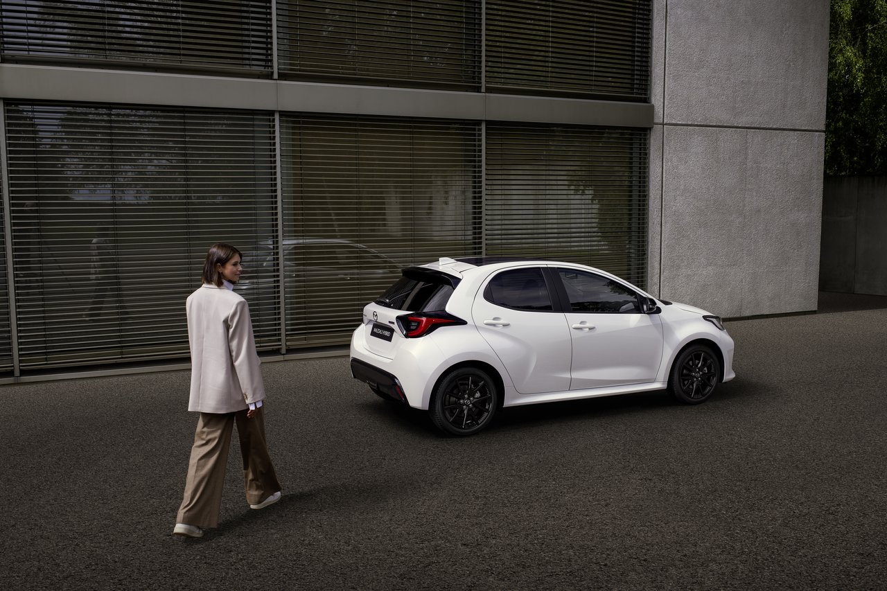 Mazda Mazda 2 - Miniature 4