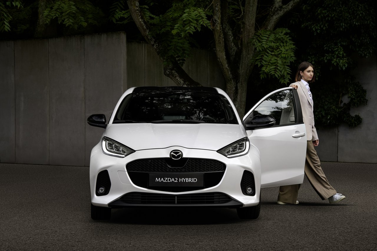 Mazda Mazda 2 - Miniature 5