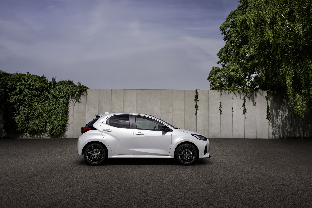 Mazda Mazda 2 - Miniature 6