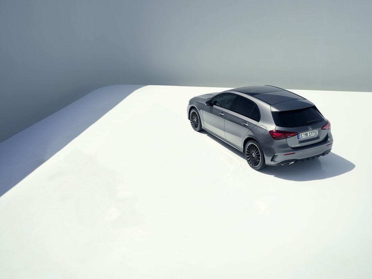 Mercedes Classe A - Miniature 4