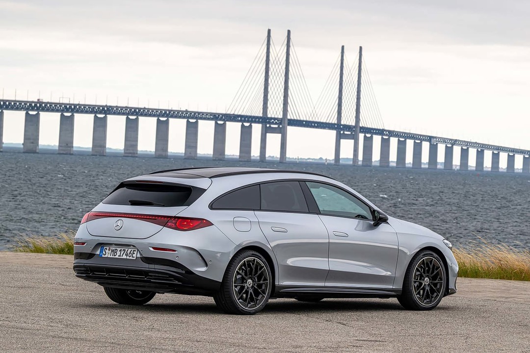Mercedes CLA Coupé - Miniature 6