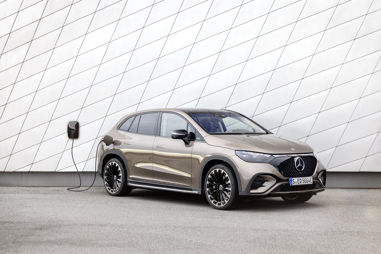 Mercedes EQE - Miniature 6