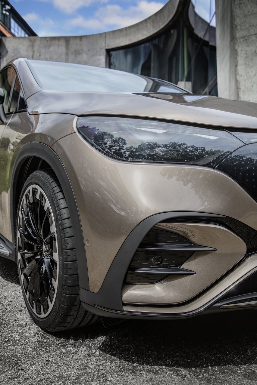 Mercedes EQE - Miniature 7