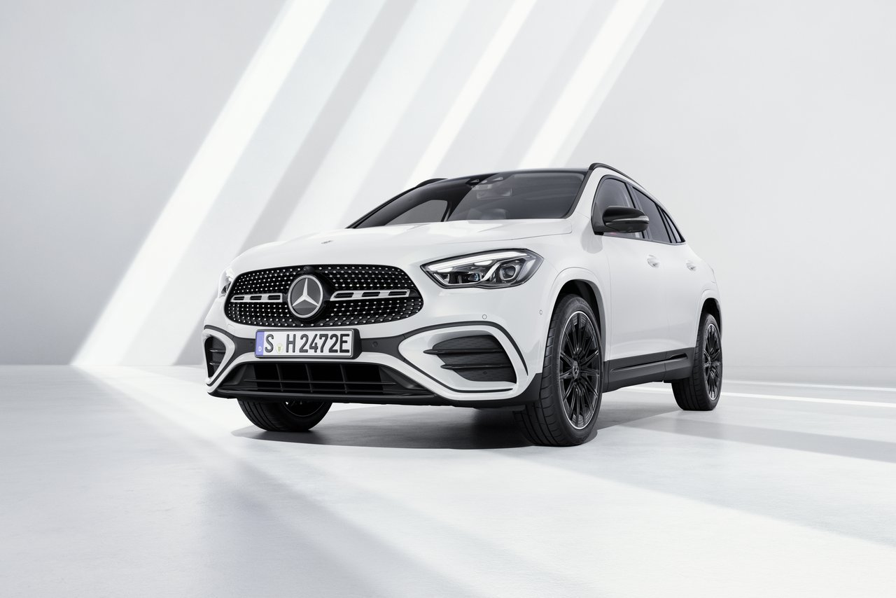 Mercedes GLA - Miniature 3