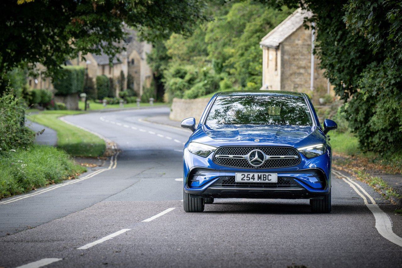 Mercedes GLC Coupé - Miniature 8