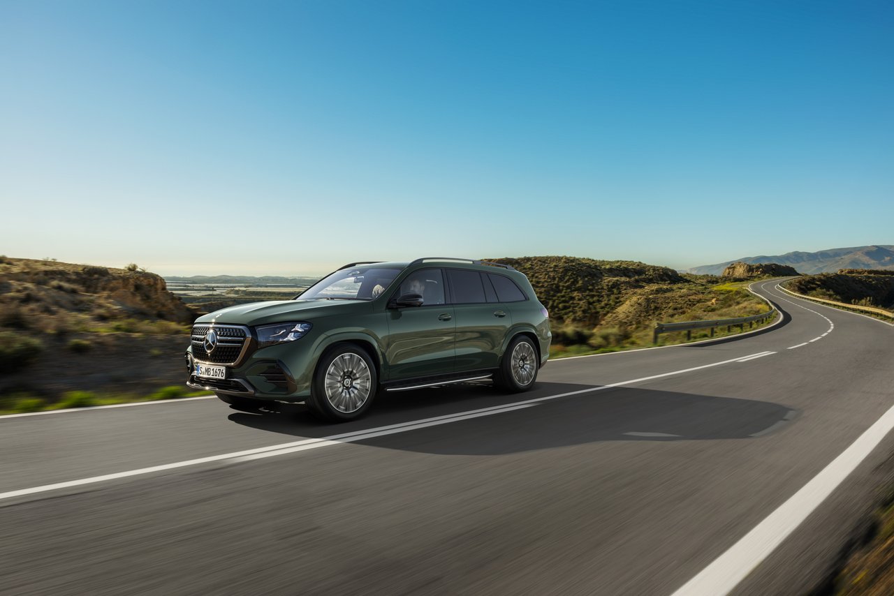 Mercedes GLS - Miniature 3