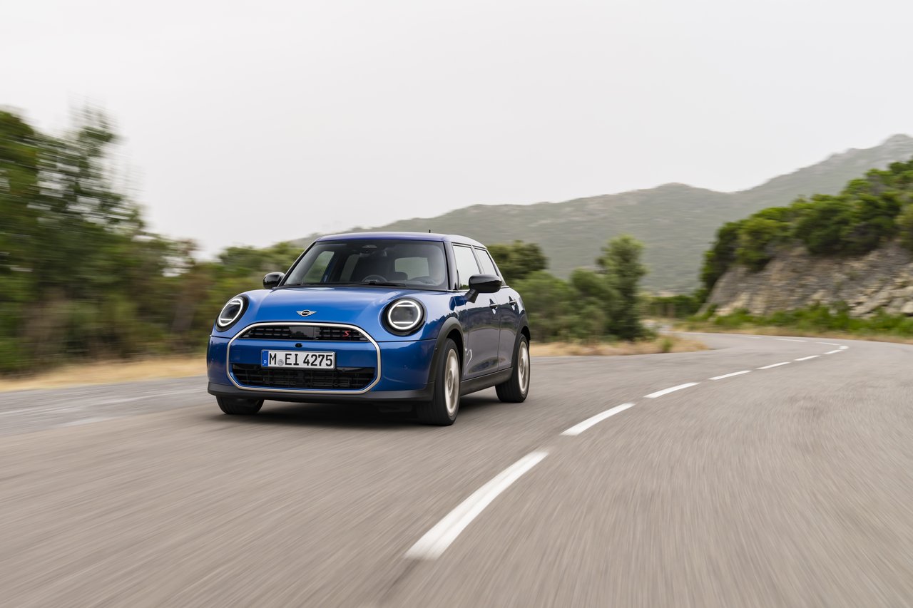 Mini Cooper 5 portes - Miniature 6