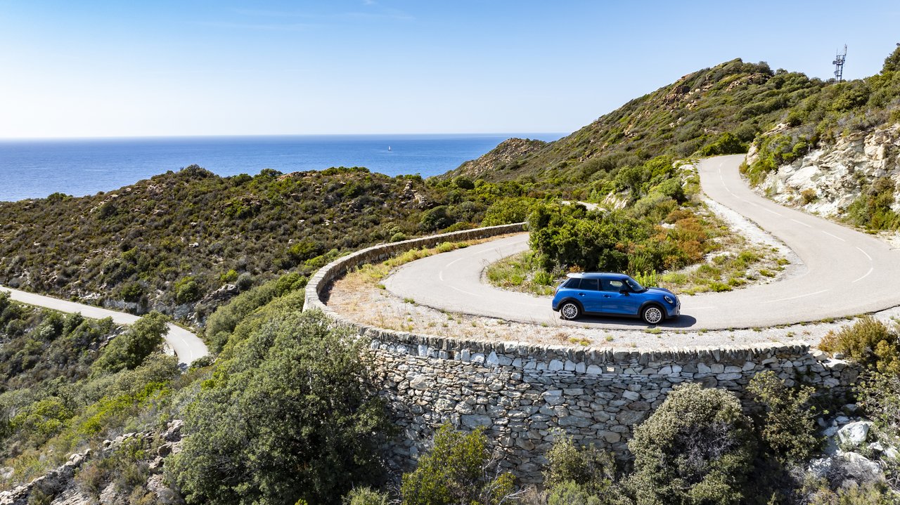 Mini Cooper 5 portes - Miniature 8