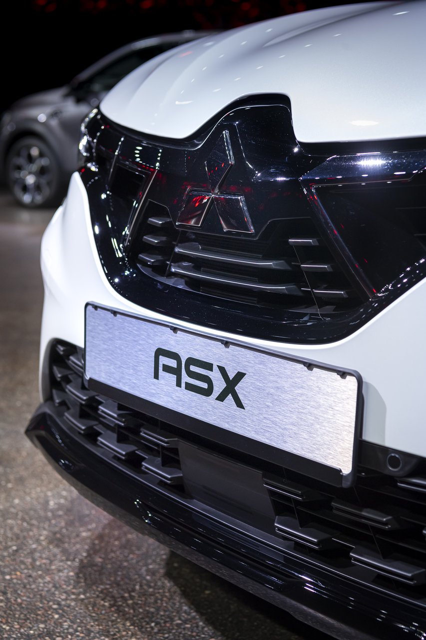 Mitsubishi ASX - Miniature 6