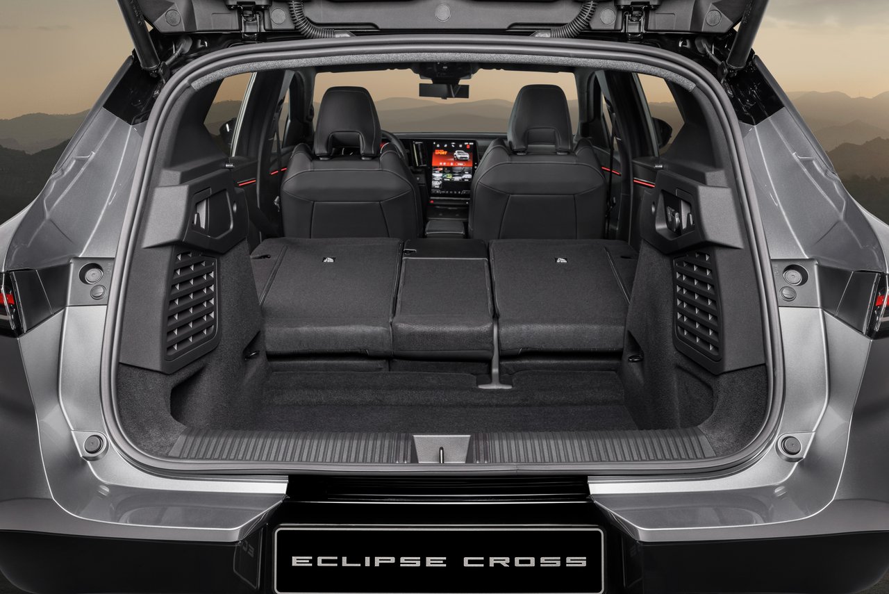 Mitsubishi Eclipse Cross PHEV - Miniature 10