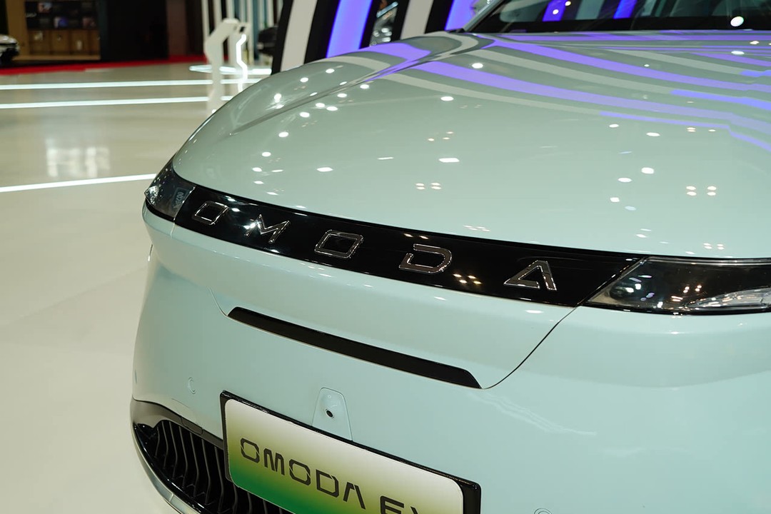 Omoda C5 - Miniature 10