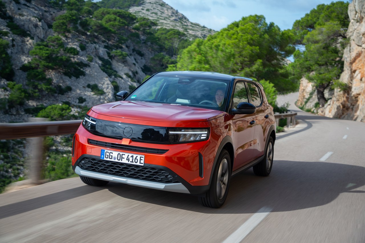 Opel Frontera - Miniature 5