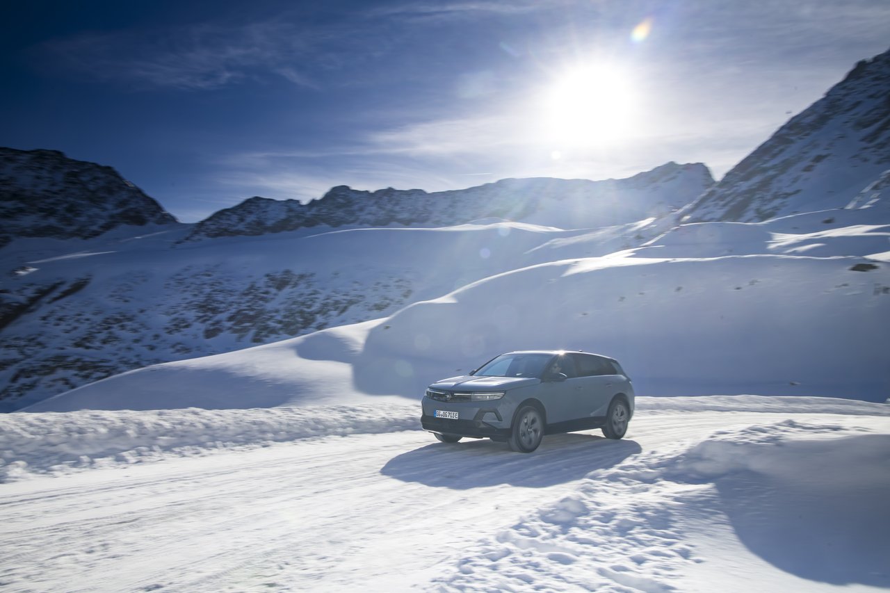 Opel Grandland - Miniature 4