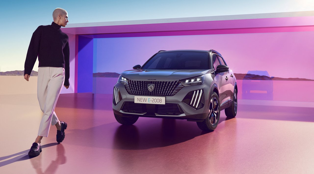 Peugeot 2008 - Miniature 2