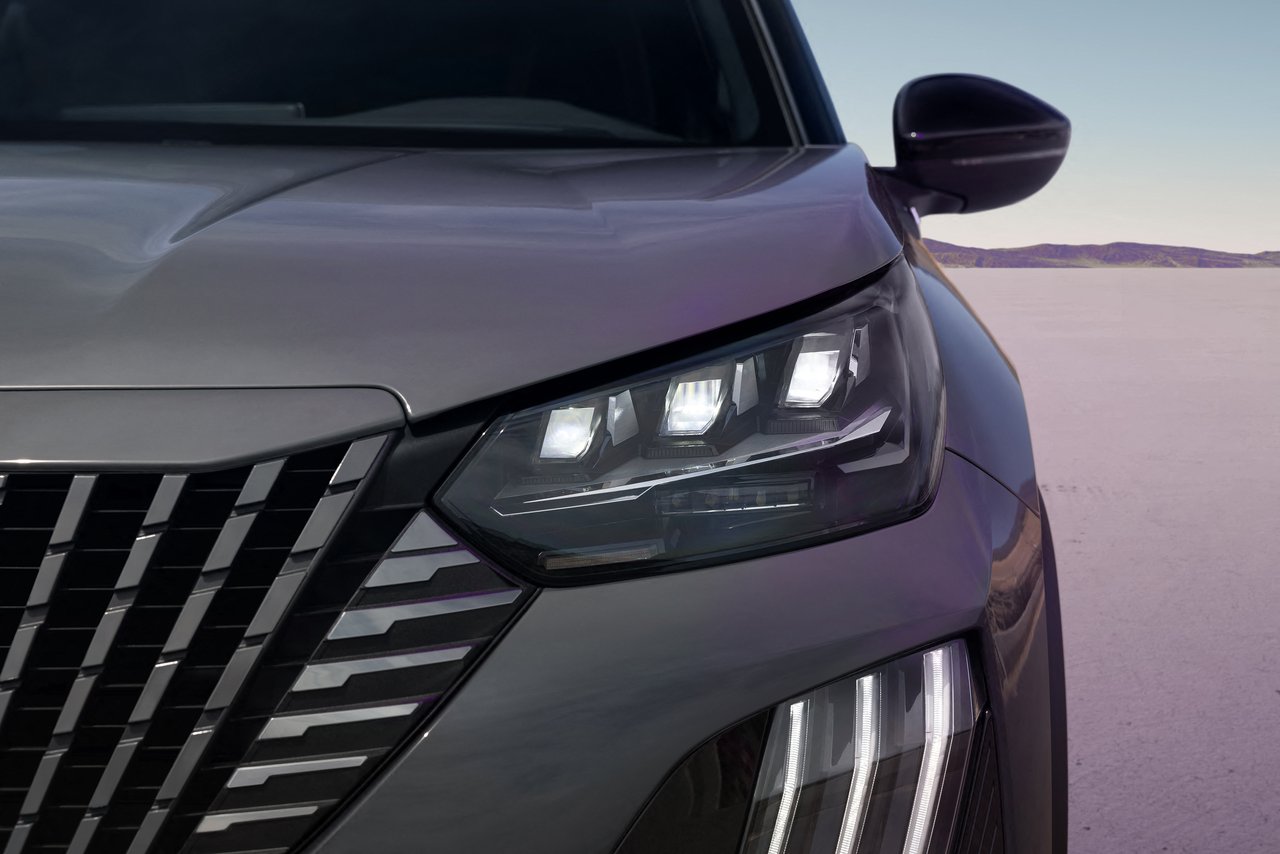 Peugeot 2008 - Miniature 5