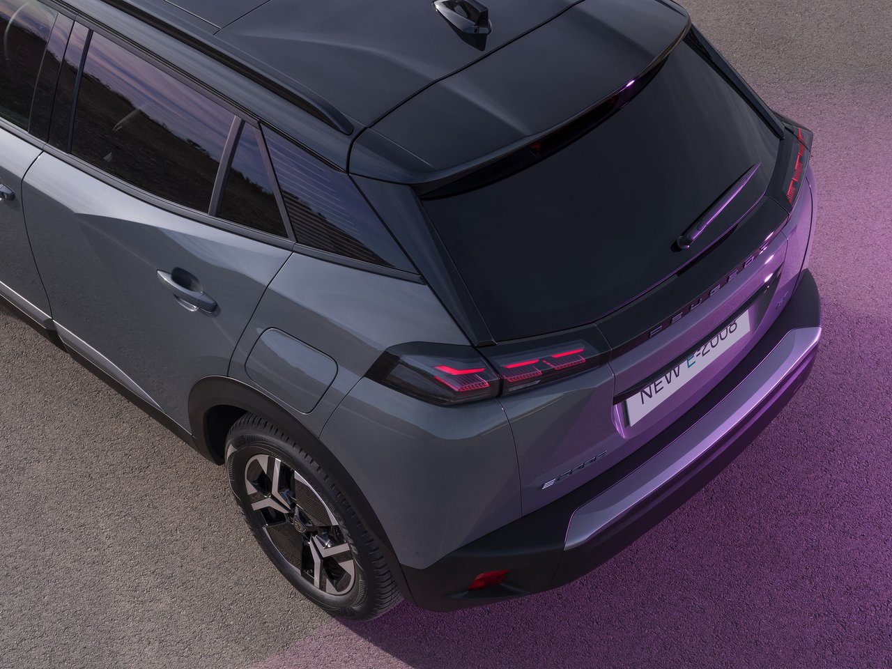 Peugeot 2008 - Miniature 6
