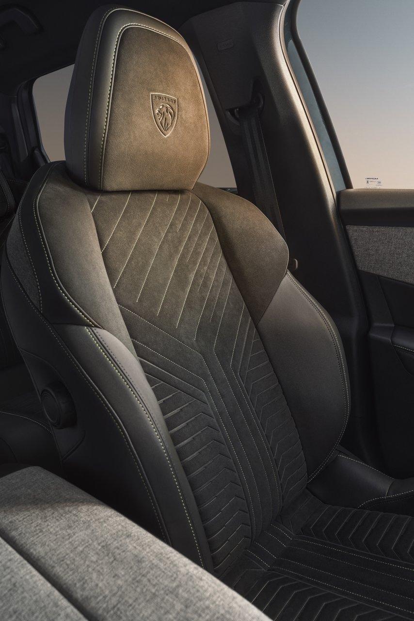 Peugeot 5008 - Miniature 9