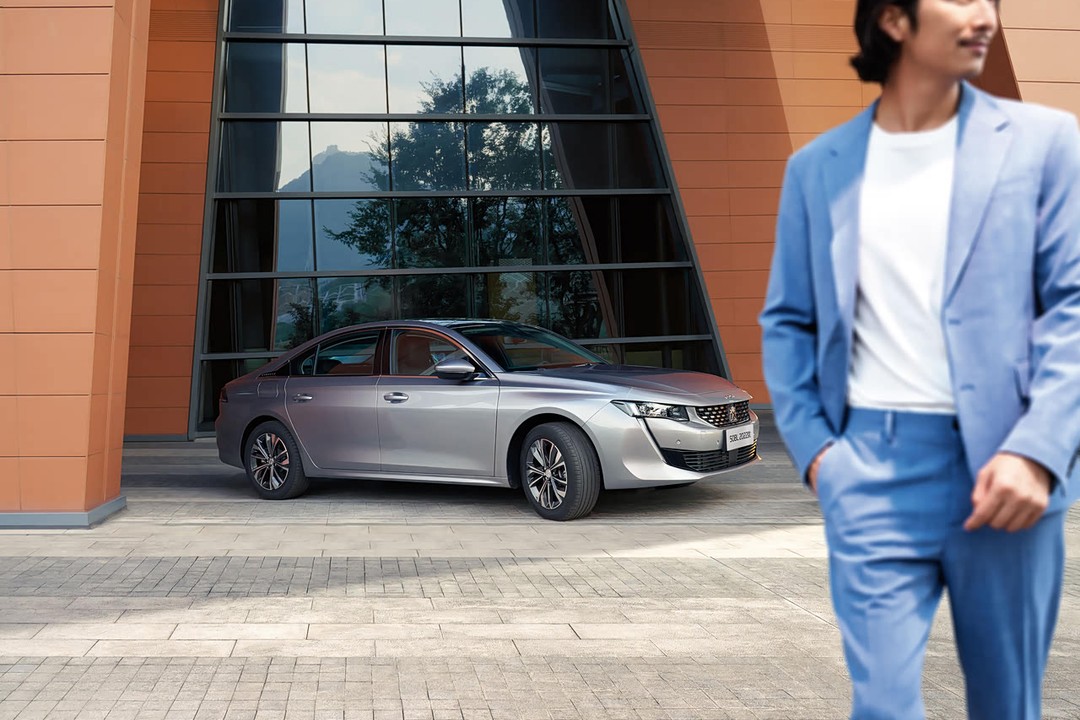 Peugeot 508 - Miniature 11
