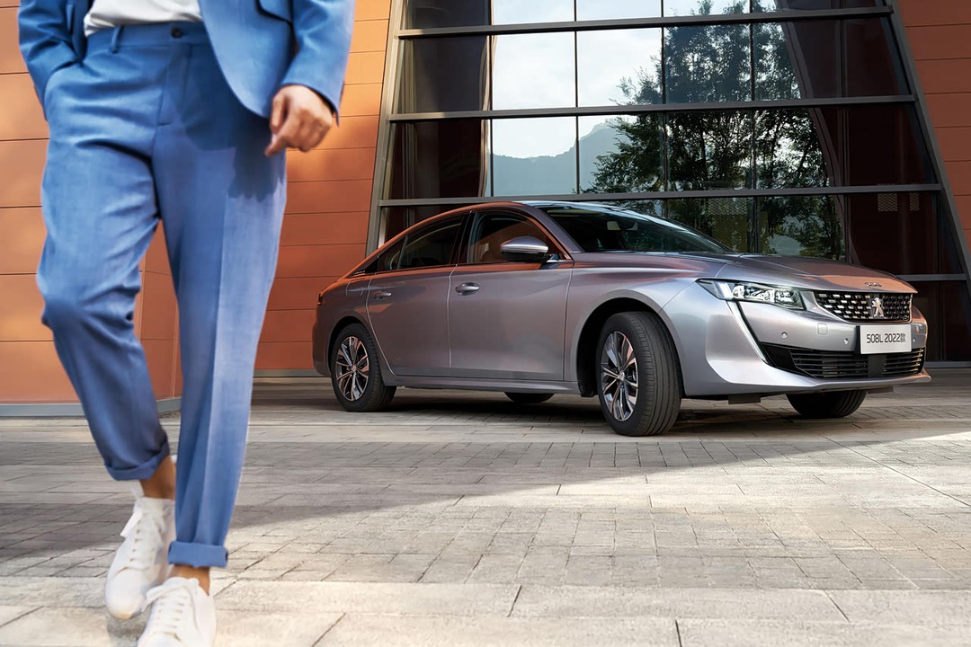 Peugeot 508 - Miniature 13