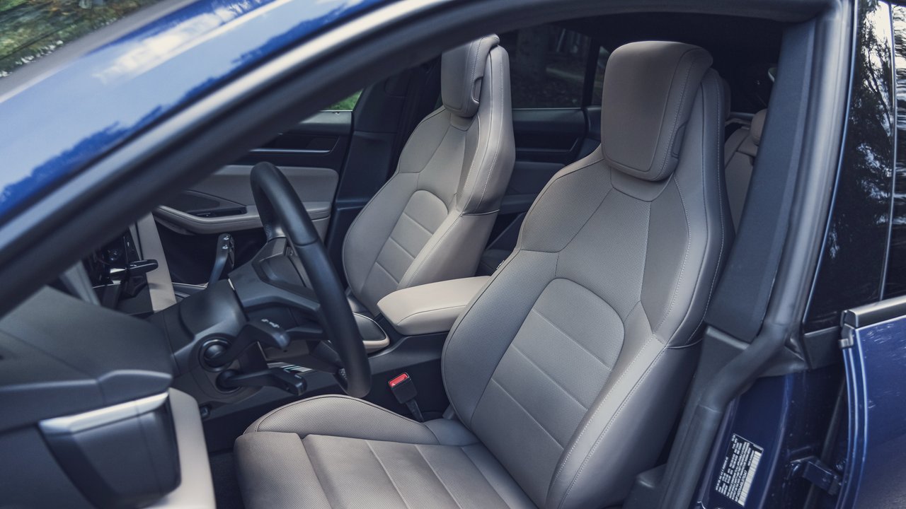 Porsche Macan - Miniature 7