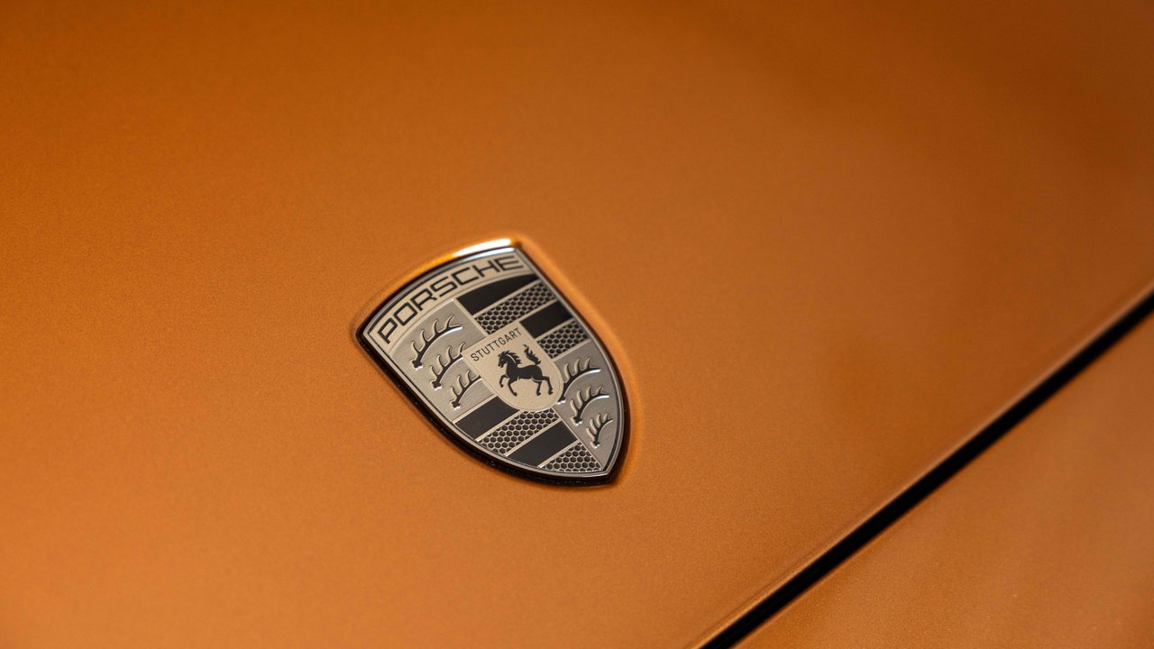 Porsche Panamera - Miniature 2