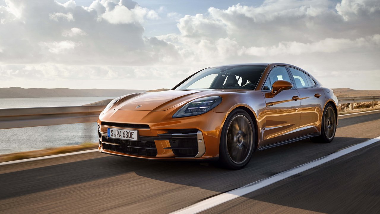 Porsche Panamera - Miniature 4