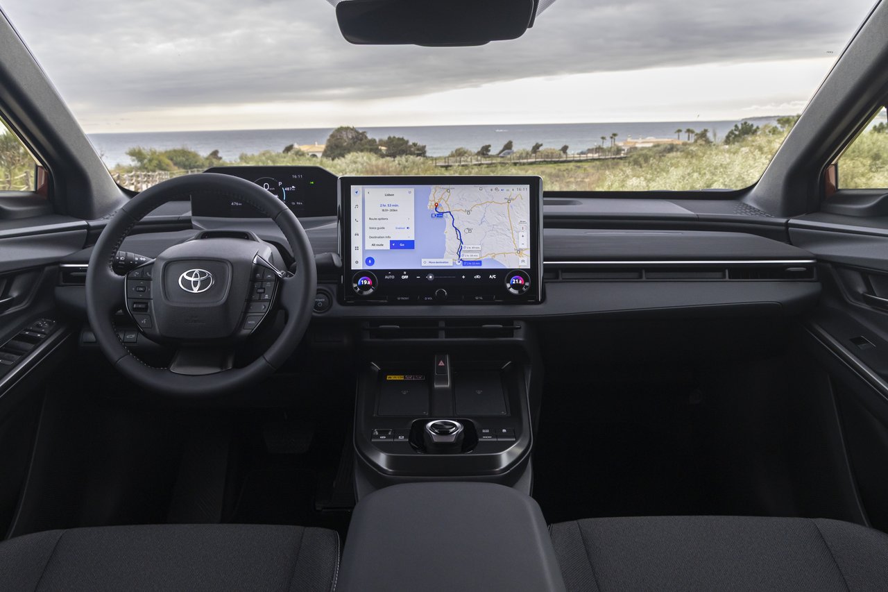 Toyota C-HR - Miniature 5