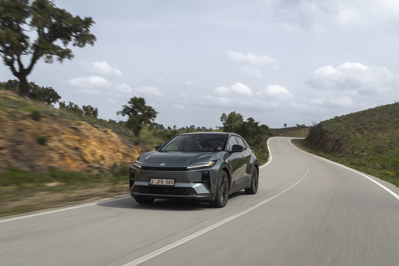 Toyota C-HR - Miniature 7