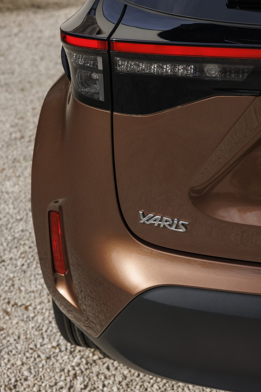 Toyota Yaris Cross - Miniature 5
