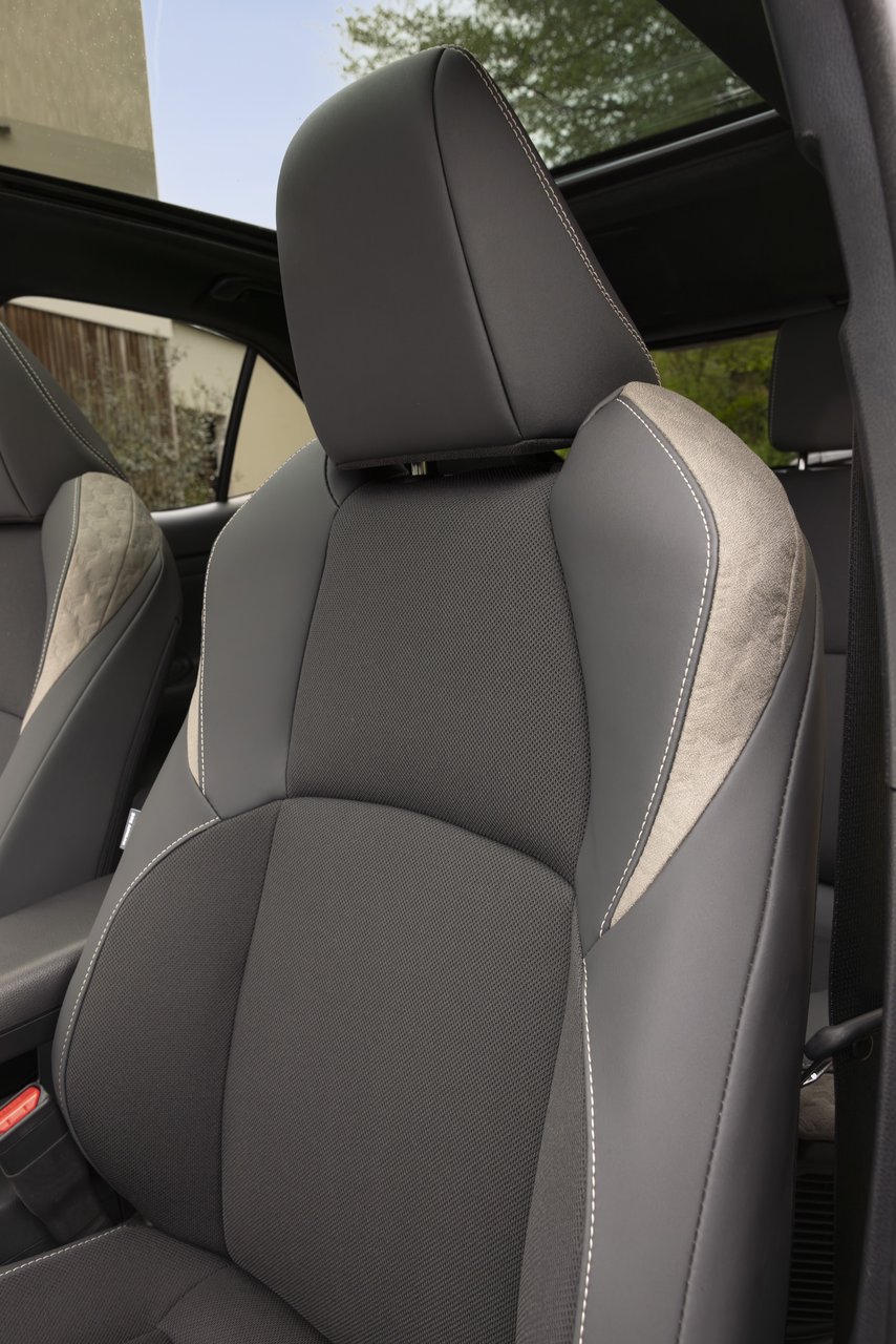 Toyota Yaris Cross - Miniature 6
