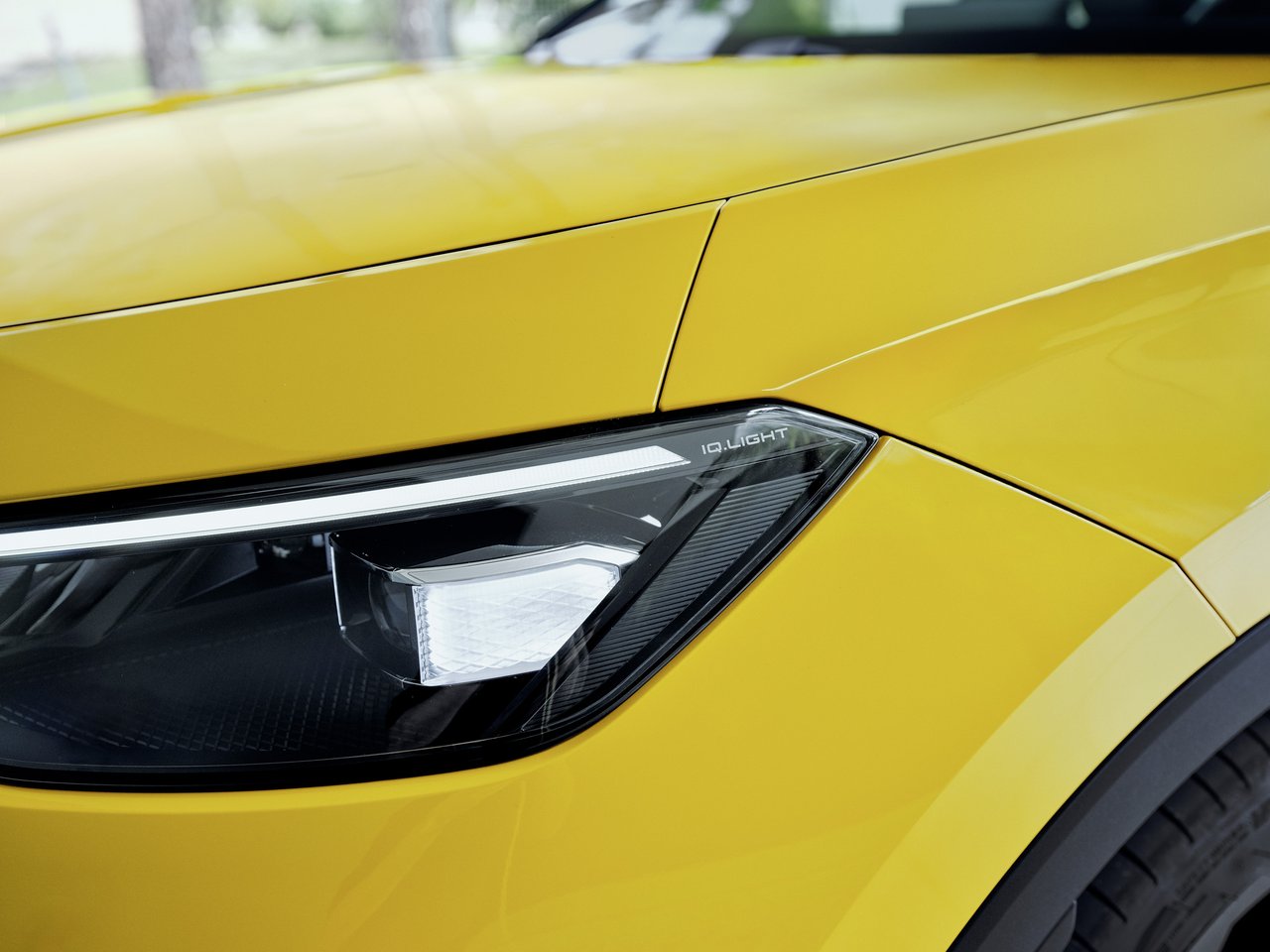 Volkswagen T-ROC - Miniature 5