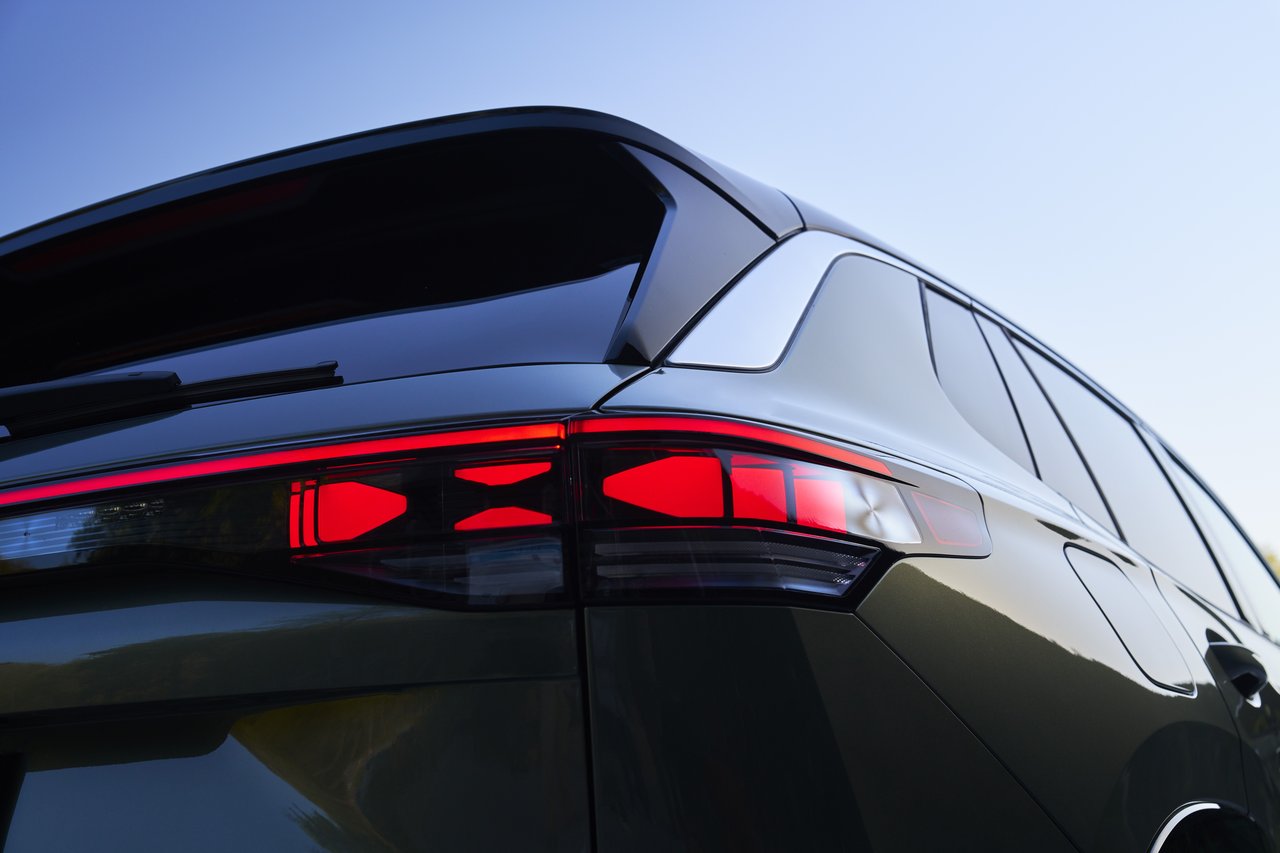 Volkswagen Tiguan - Miniature 8