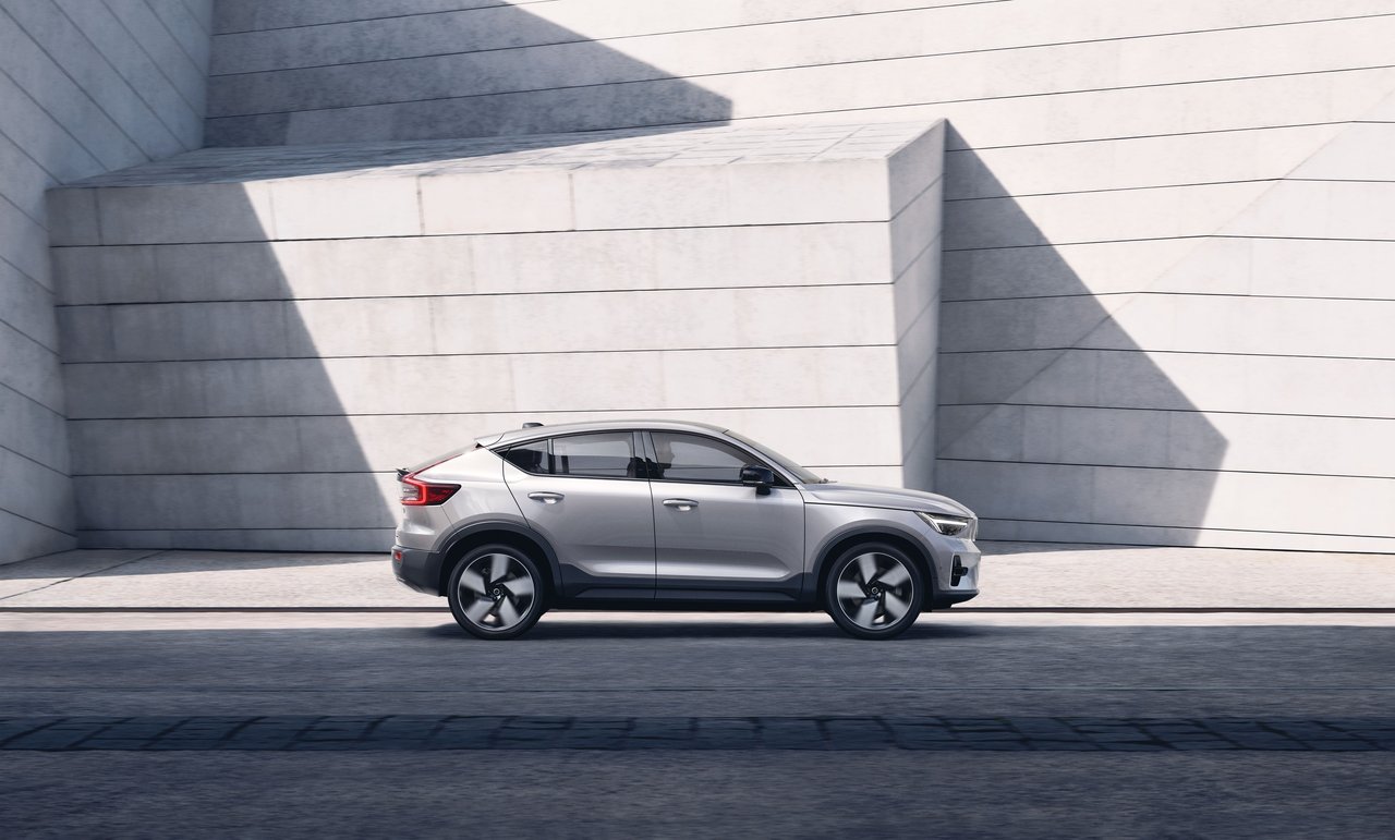 Volvo XC40 - Miniature 2