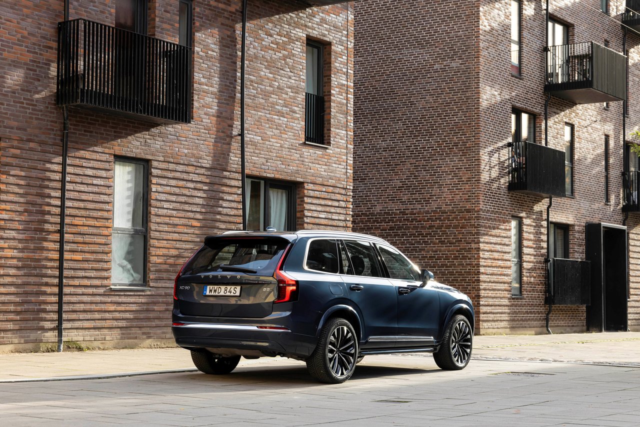 Volvo XC90 - Miniature 6
